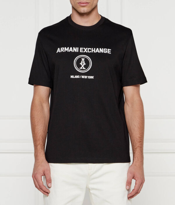 

Футболка Armani Exchange Regular Fit, черный / белый