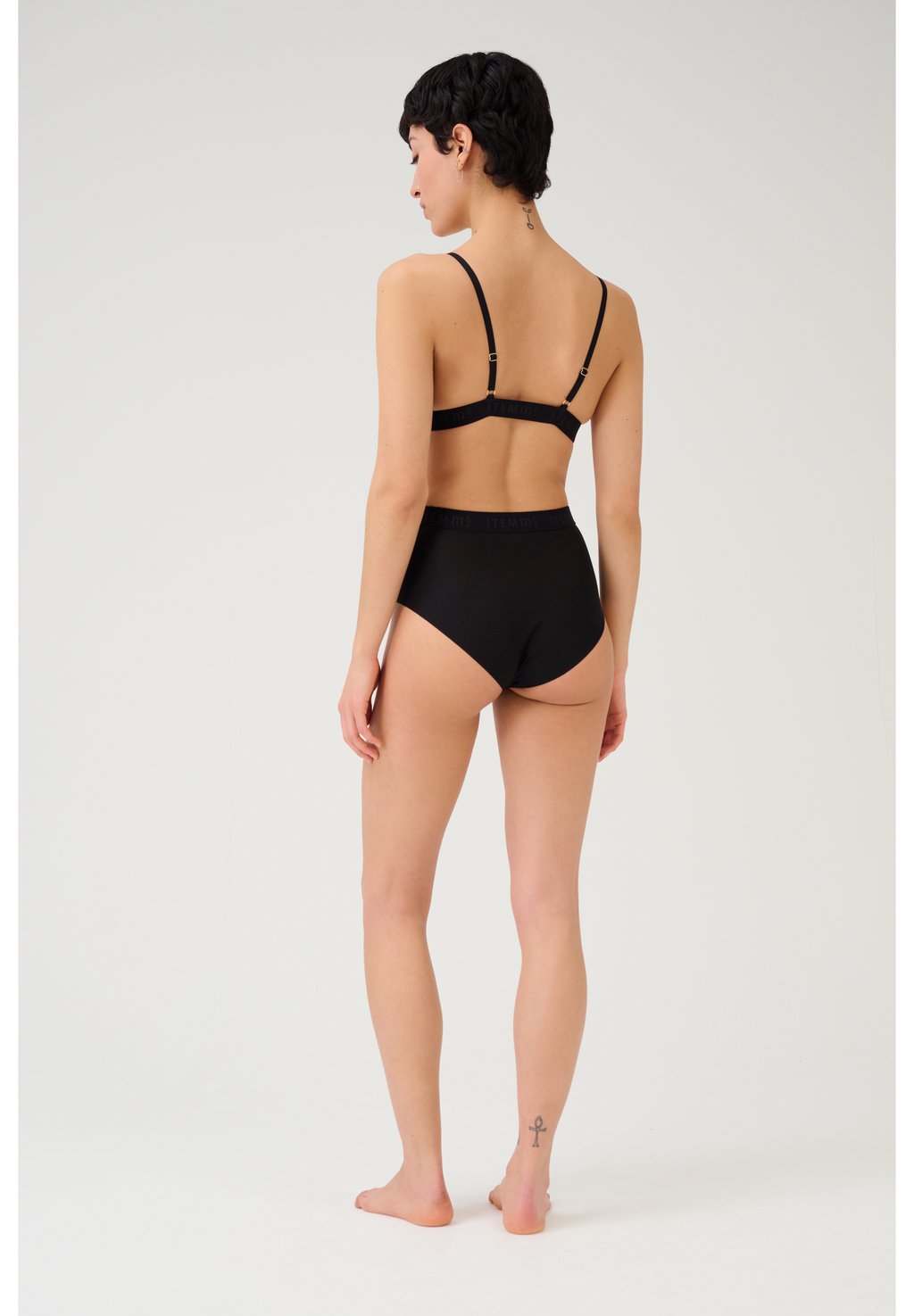 

Трусы ALL MESH PANTIES ITEM m6, черный