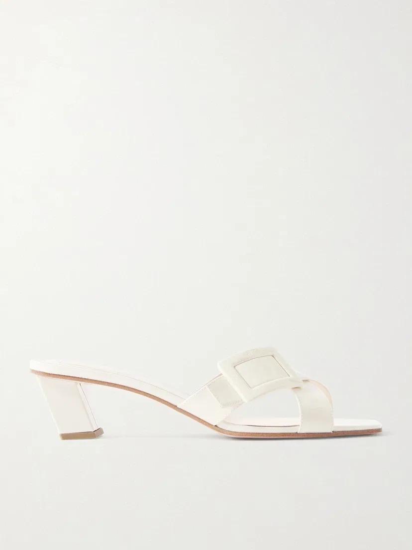 Мюли из лакированной кожи с пряжкой Roger Vivier, белый