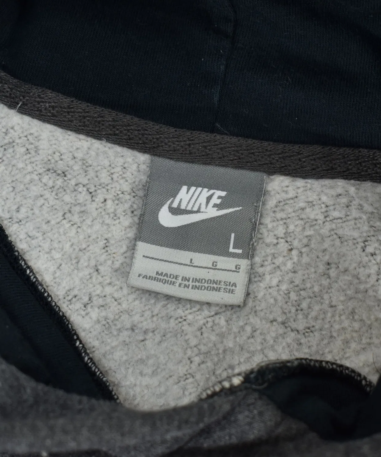 Винтажный свитшот Nike Swoosh с вышивкой, серый — фото 3