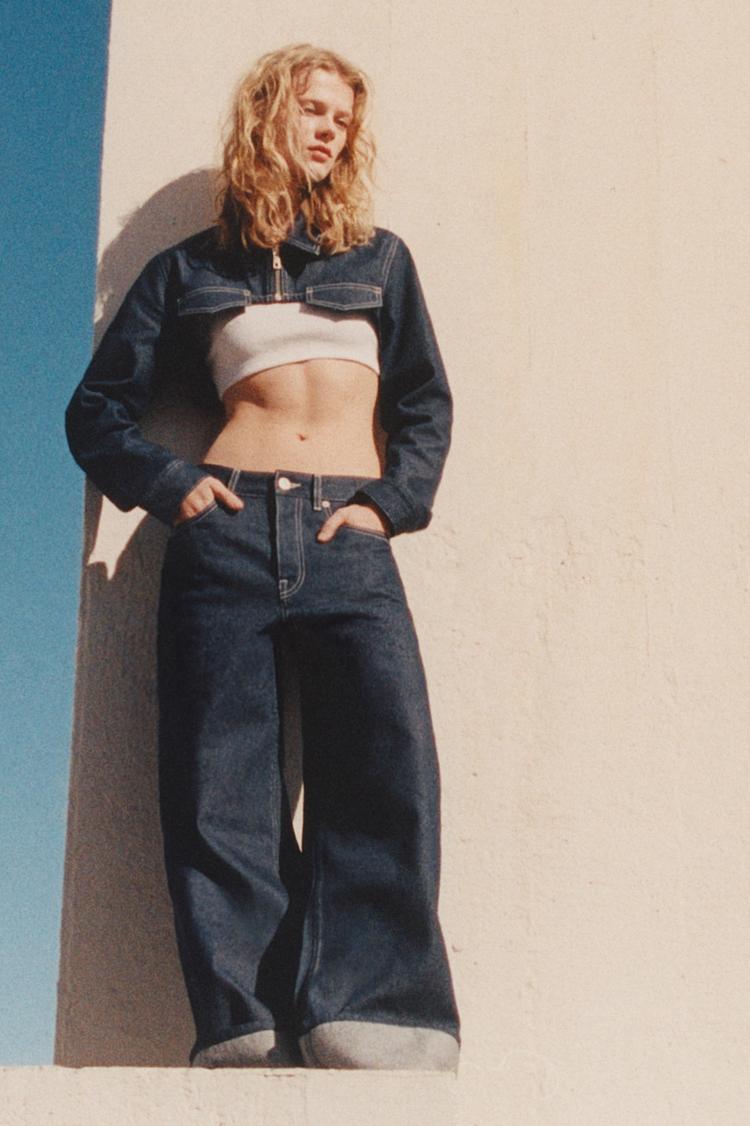 

Супер укороченная джинсовая куртка Pull And Bear, синий
