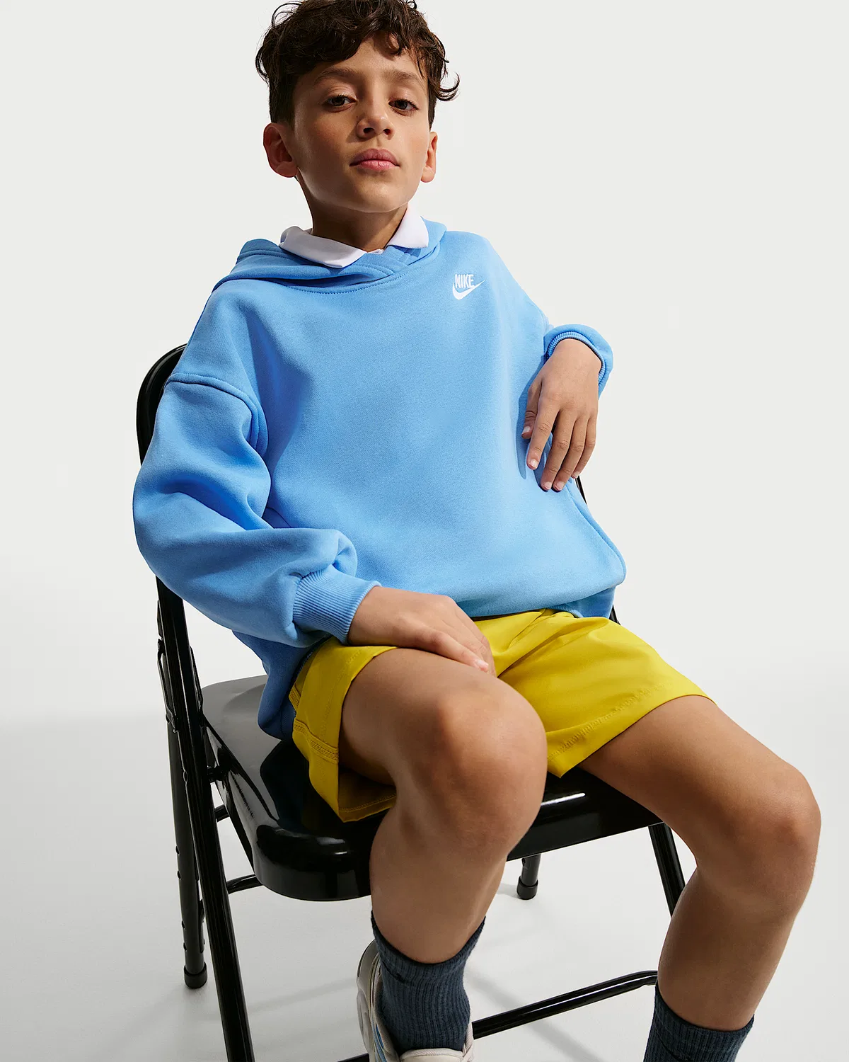 Детский оверсайз худи Nike Sportswear Club Fleece, University Blue/University Blue/White — фото 3