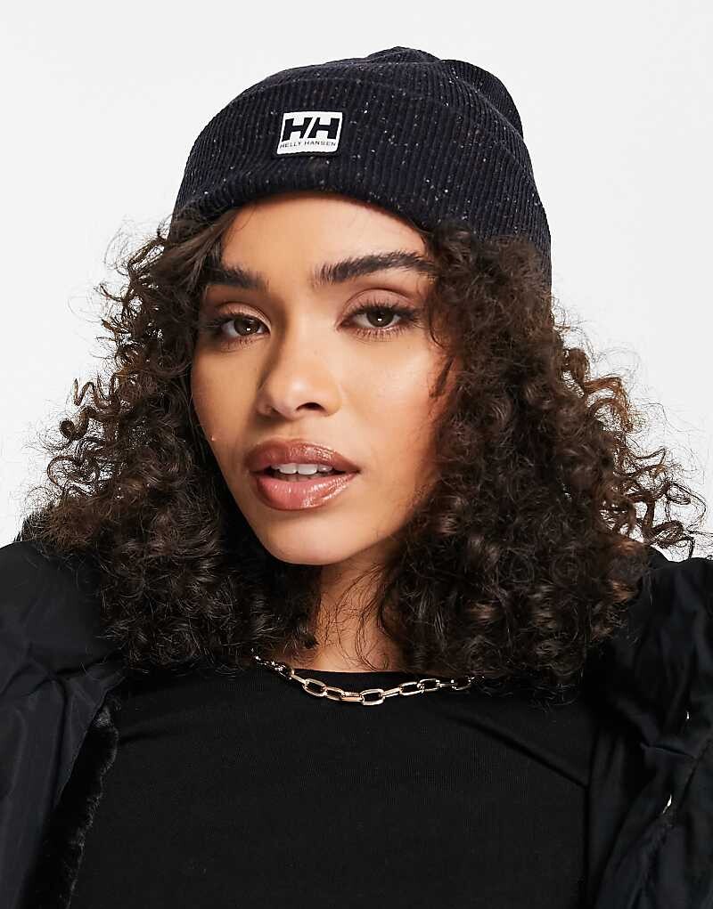 

Черная шапка Helly Hansen Urban Cuff