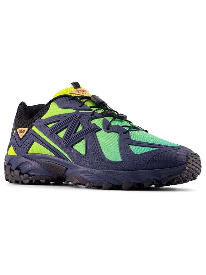 Беговые кроссовки 610 New Balance, цвет schwarz/grün