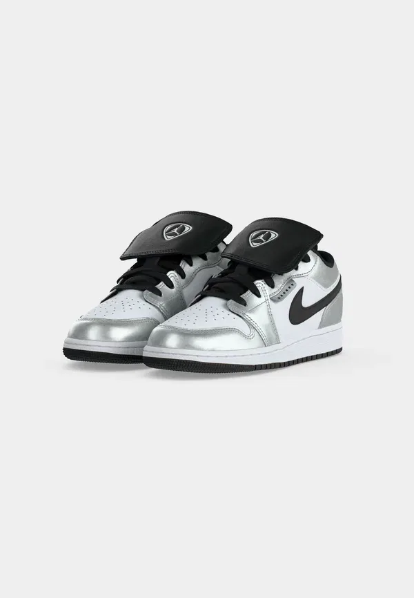 Кроссовки Air 1 se trainers Jordan, белый/черный/металлик серебристый — фото 3