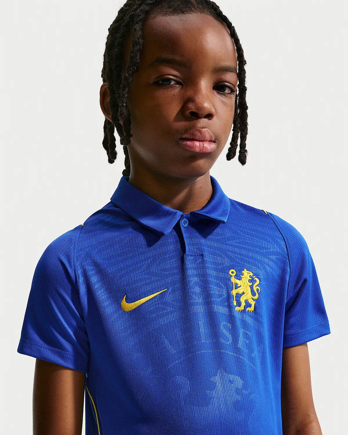 Детская футболка Nike Dri-FIT Soccer Replica Jersey Chelsea FC 2026/27 Stadium Home, Bright Blue/Midwest Gold/Midwest Gold — фото 3