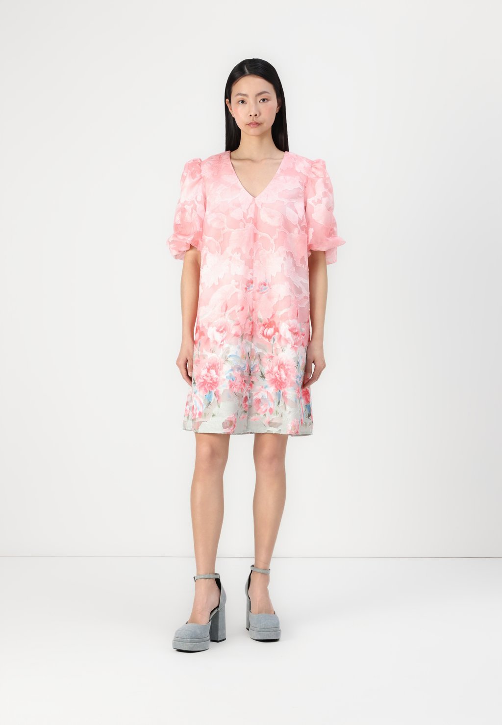 

Повседневное платье HANNAH DRESS YAS, светло-розовый