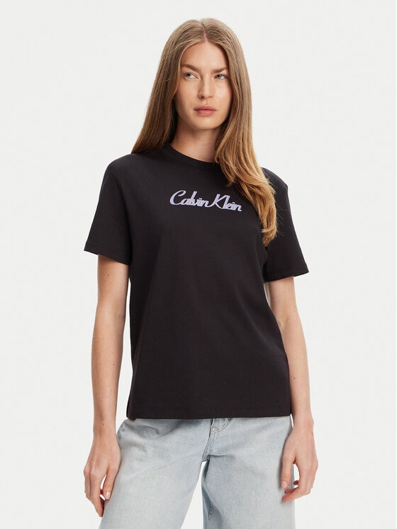 

Футболка обычного кроя Classic Logo LV047C854G Calvin Klein Jeans, черный