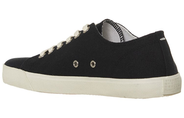 Кеды женские Maison Margiela Tabi Canvas Low-top, черный / белый — фото 4