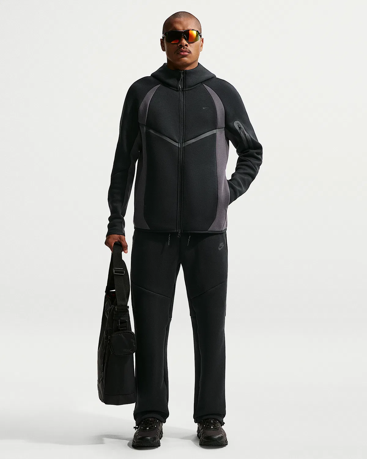 Мужская куртка Nike Tech Windrunner из флиса с цветовой блокировкой и полной застежкой-молнией, Black/Anthracite/Black — фото 4