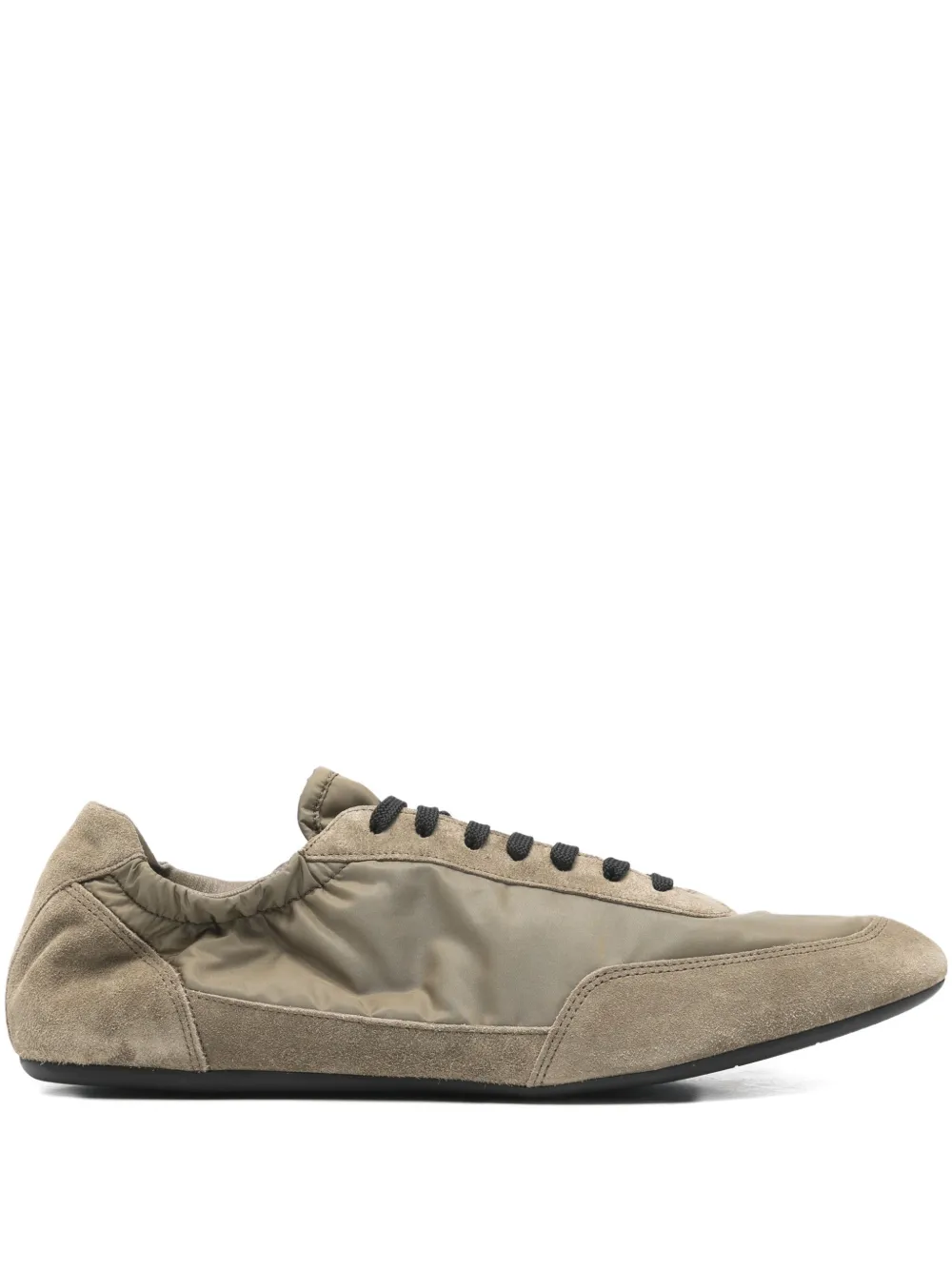 

Замшевые кроссовки Prada, зеленый