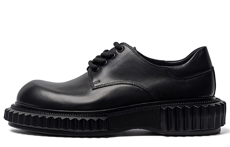 Туфли Men"s Casual Men Low-Top черный Viplander