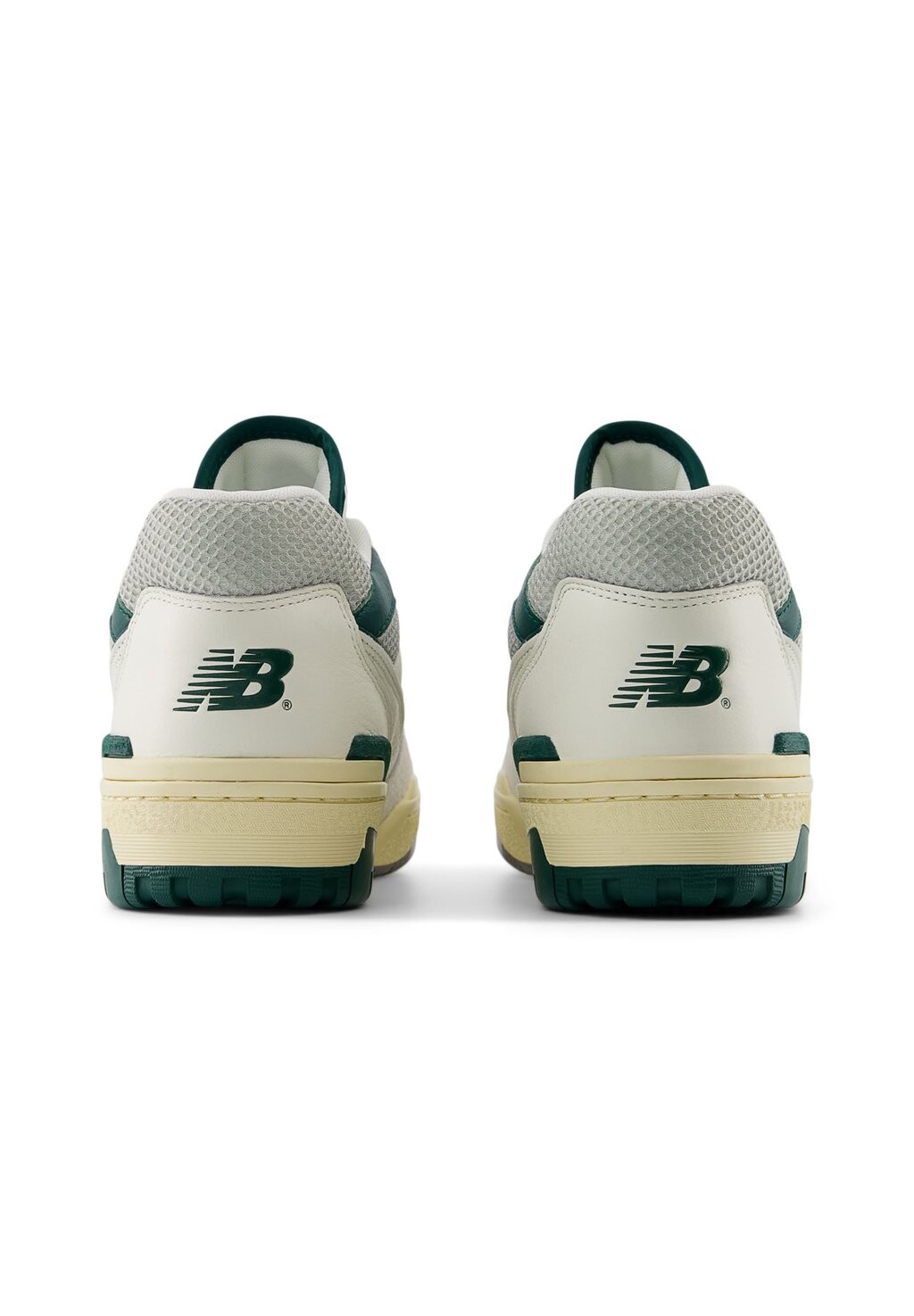 

Кроссовки на шнуровке New Balance, белый