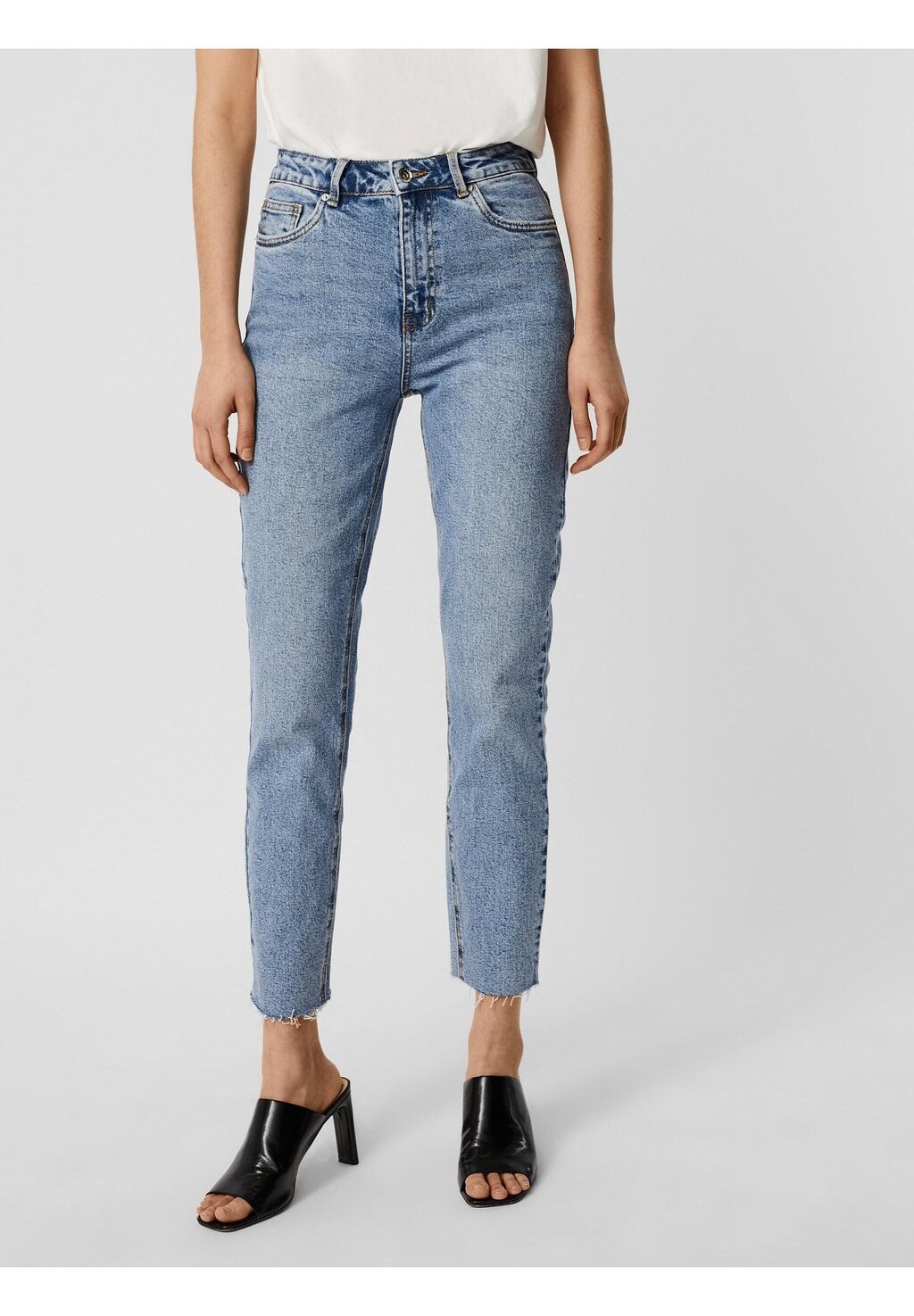 

Джинсы прямого кроя Vero Moda