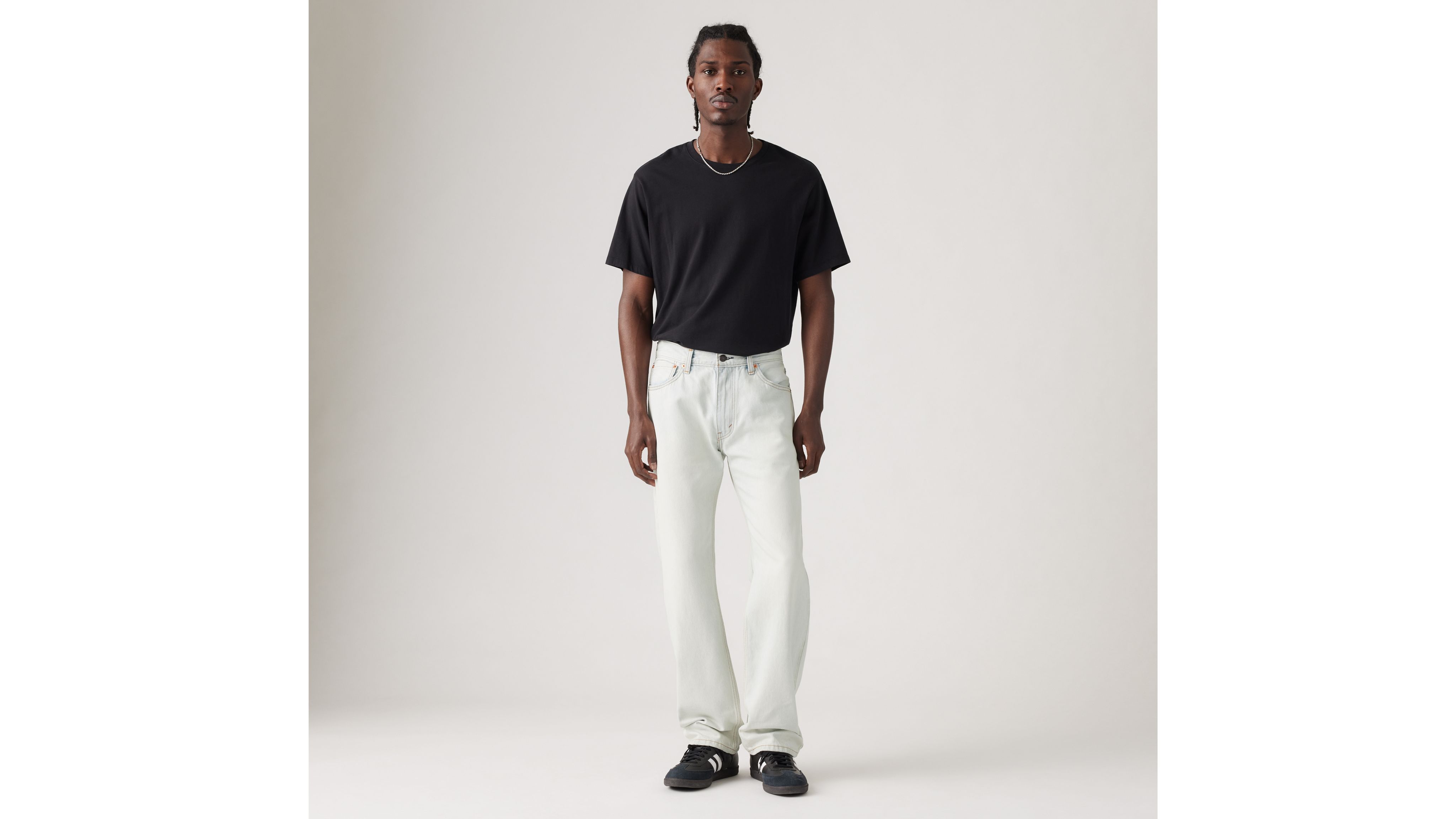 

555 Свободные прямые мужские джинсы Levi's, цвет Beyond Me - Light Wash