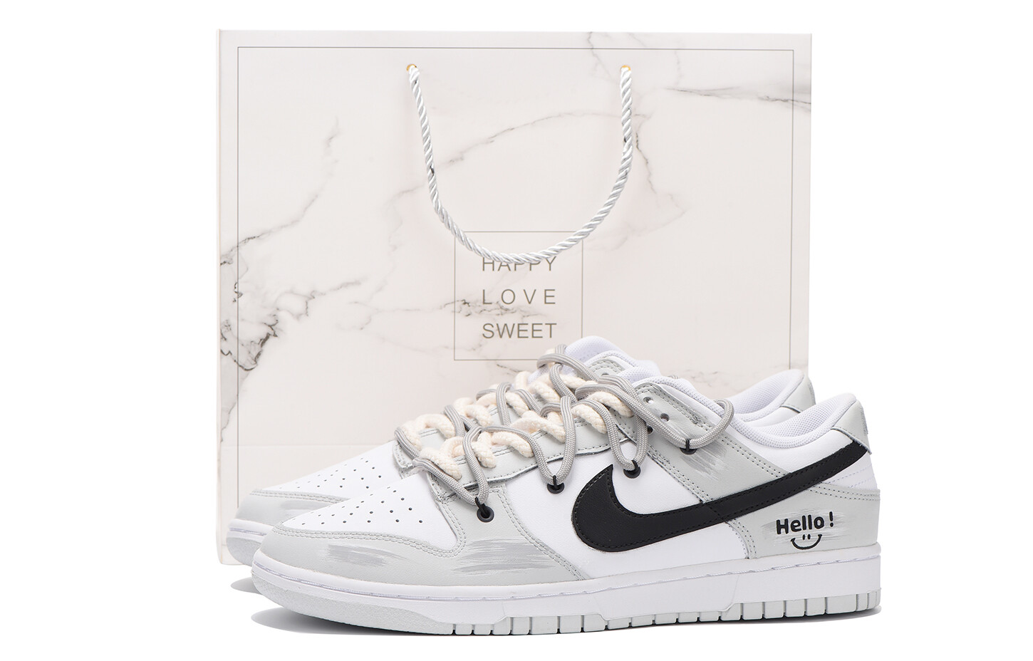 

Кроссовки Nike Dunk Skateboard Shoes Women's Low-Top White Gray