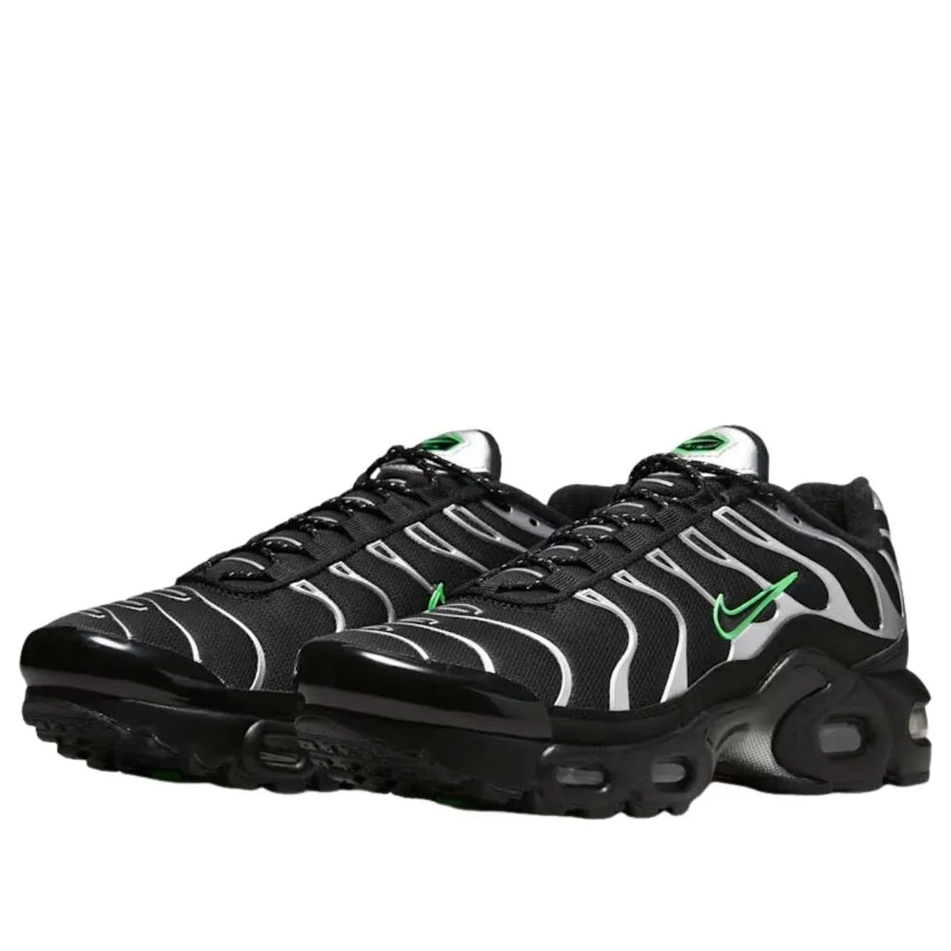 Кроссовки (GS) Nike Air Max Plus 'Black Green Strike Metallic Silver' — фото 2
