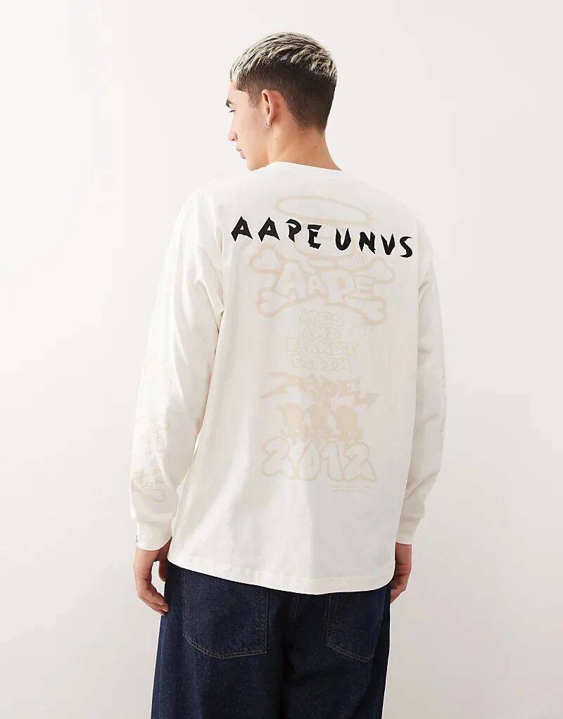

Футболка свободного кроя с длинными рукавами Aape by A Bathing Ape бежевого цвета с принтами на рукавах и теле