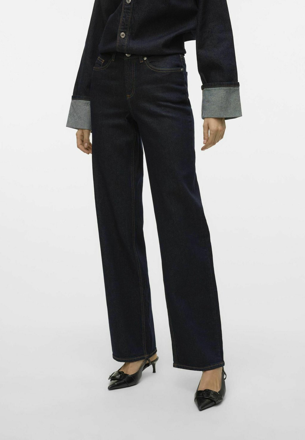 

Расклешенные джинсы WEIT GESCHNITTEN VMMELISA MITTLERE TAILLE Vero Moda, цвет Dark Blue Denim