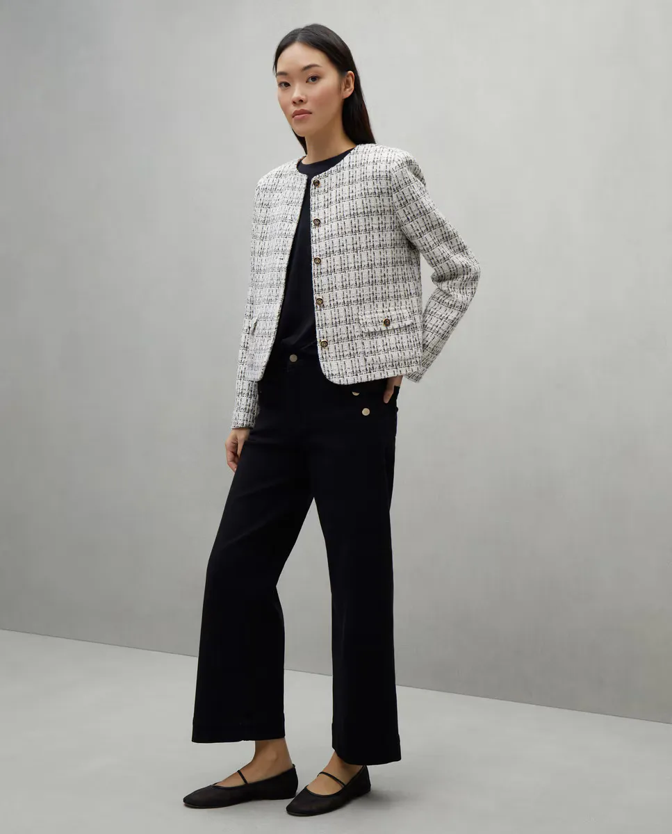 

Однотонный женский жакет с золотистыми пуговицами Easy Wear, цвет 120 Crudo