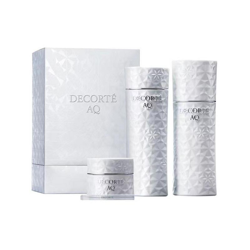 Набор для ухода за кожей Decorte Cosme AQ Basic Repair Set: отбеливающая эмульсия AQ, 200 мл + эмульсия, 200 мл + косметическое масло, 40 мл — фото 2