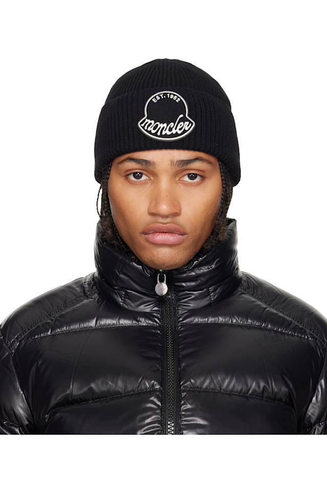 

Шапка из натуральной шерсти Moncler, черный