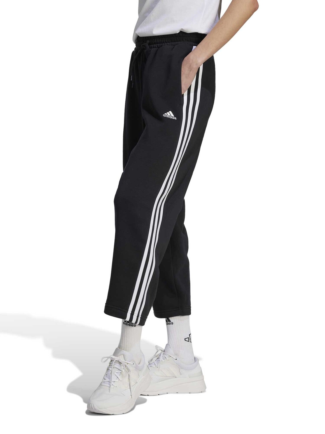 

Спортивные брюки Adidas Sportswear Essentials 3-S Open Hem Fleece, черный