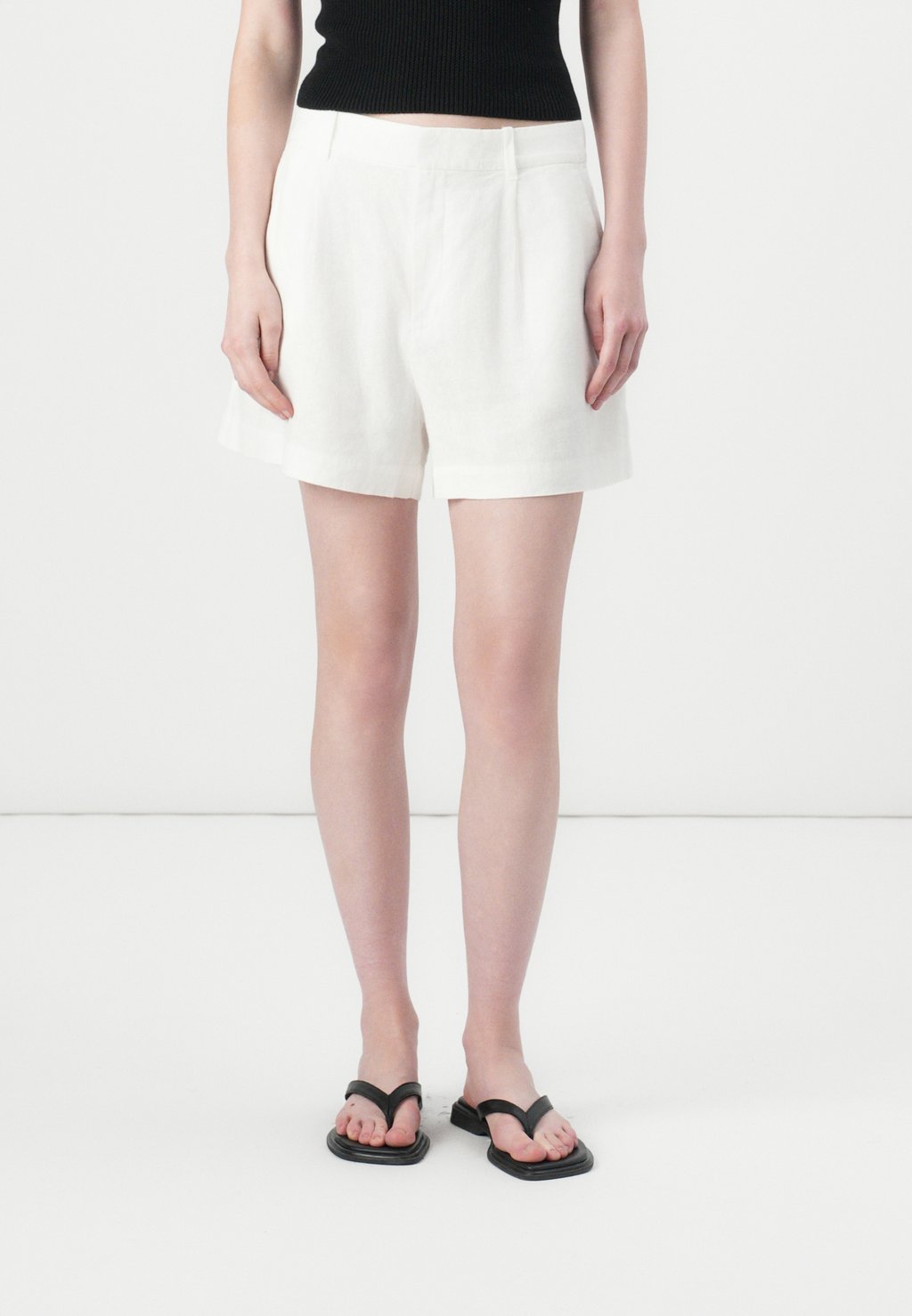 

Шорты PLEATED SHORT GAP, кремовый