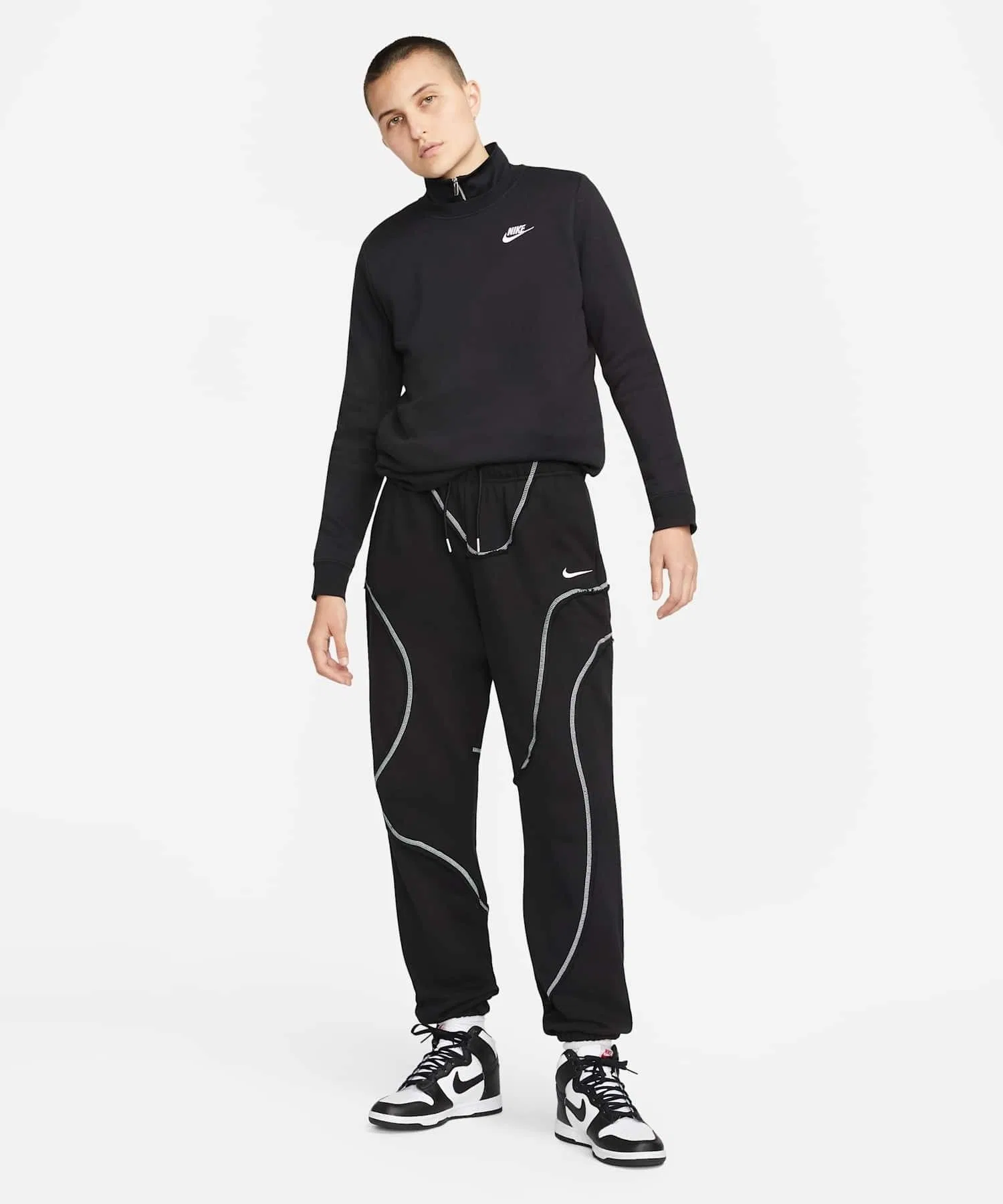 Женская толстовка Nike Sportswear Club Fleece с круглым вырезом DQ5474-010, черная. — фото 4