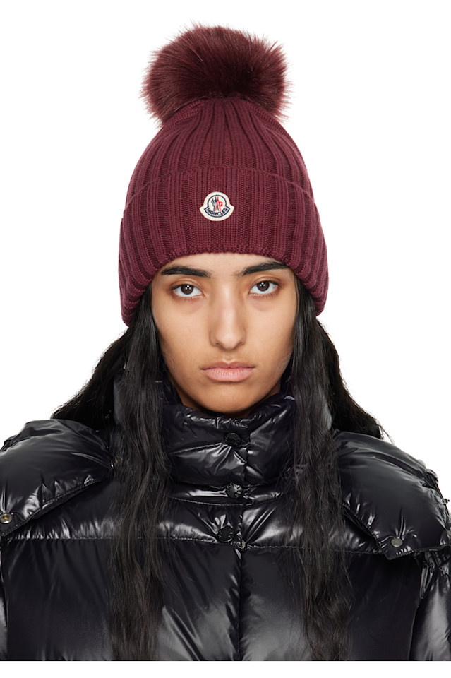

Бомбер с помпоном Moncler, цвет burgundy