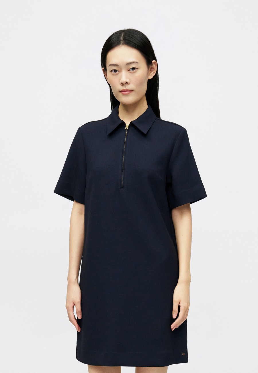

Платье Tommy Hilfiger PUNTO KNEE SHIFT DRESS, Dark Night Navy/Dark Blue