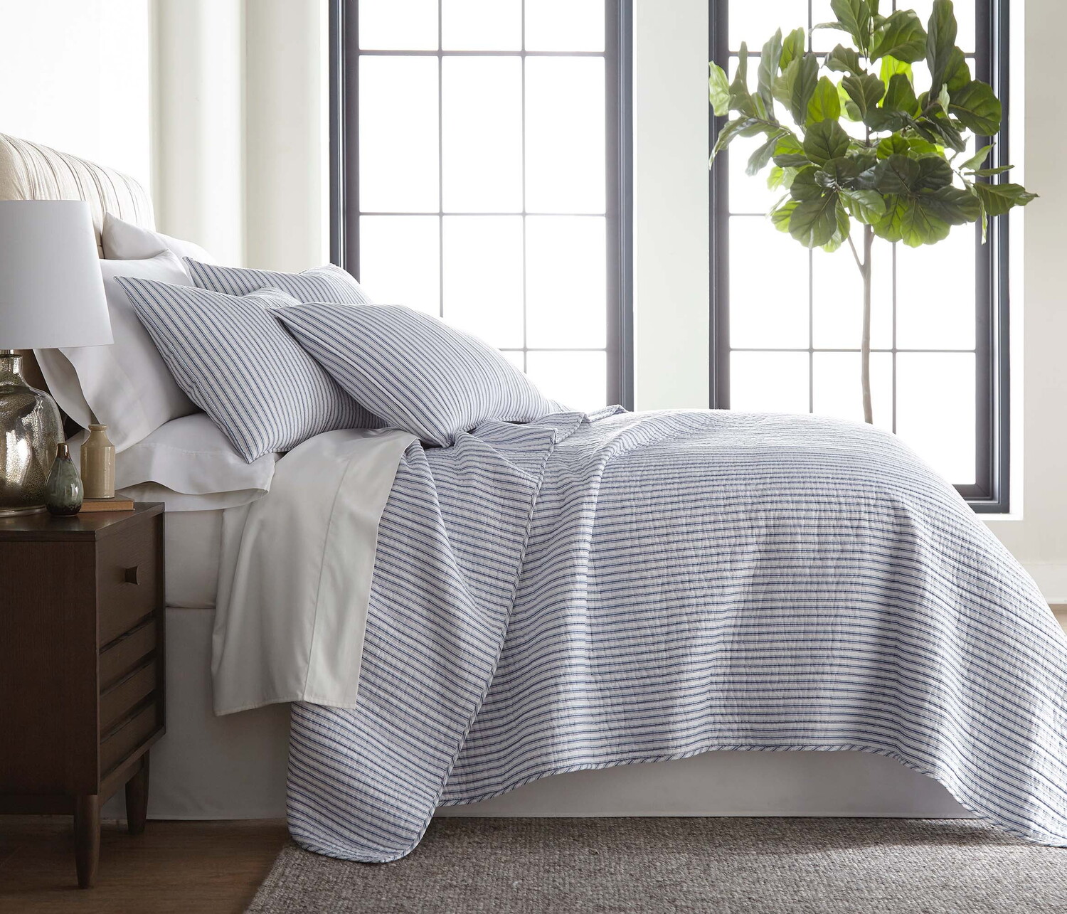 

Комплект одеяла и наволочек с полосками Levtex Home, синий