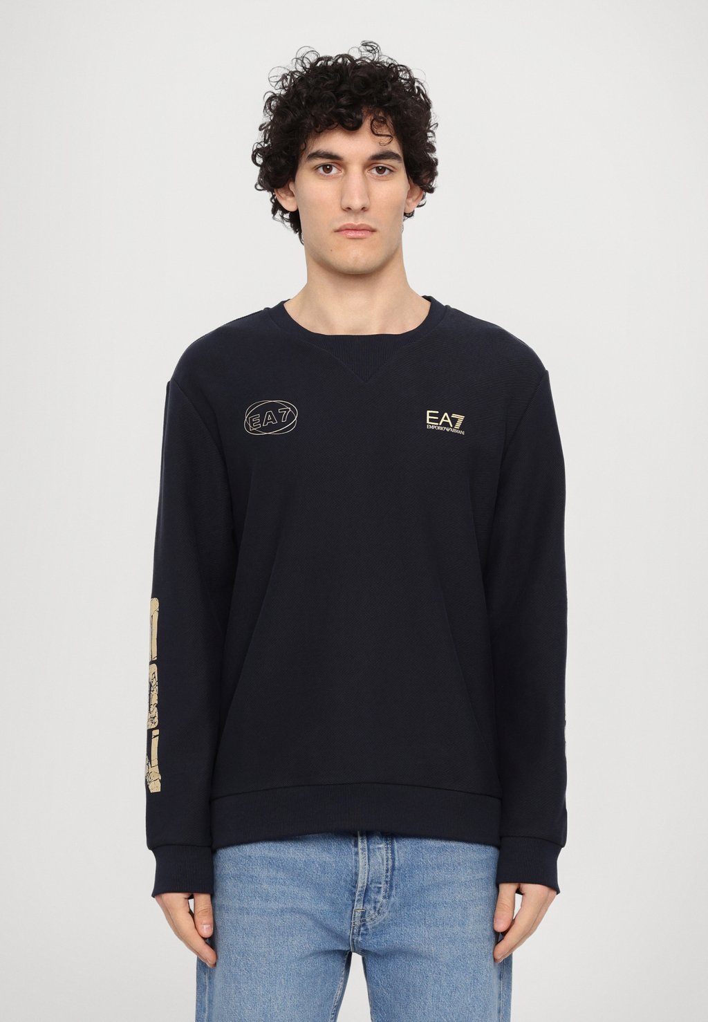 

Толстовка EA7 Emporio Armani, синий