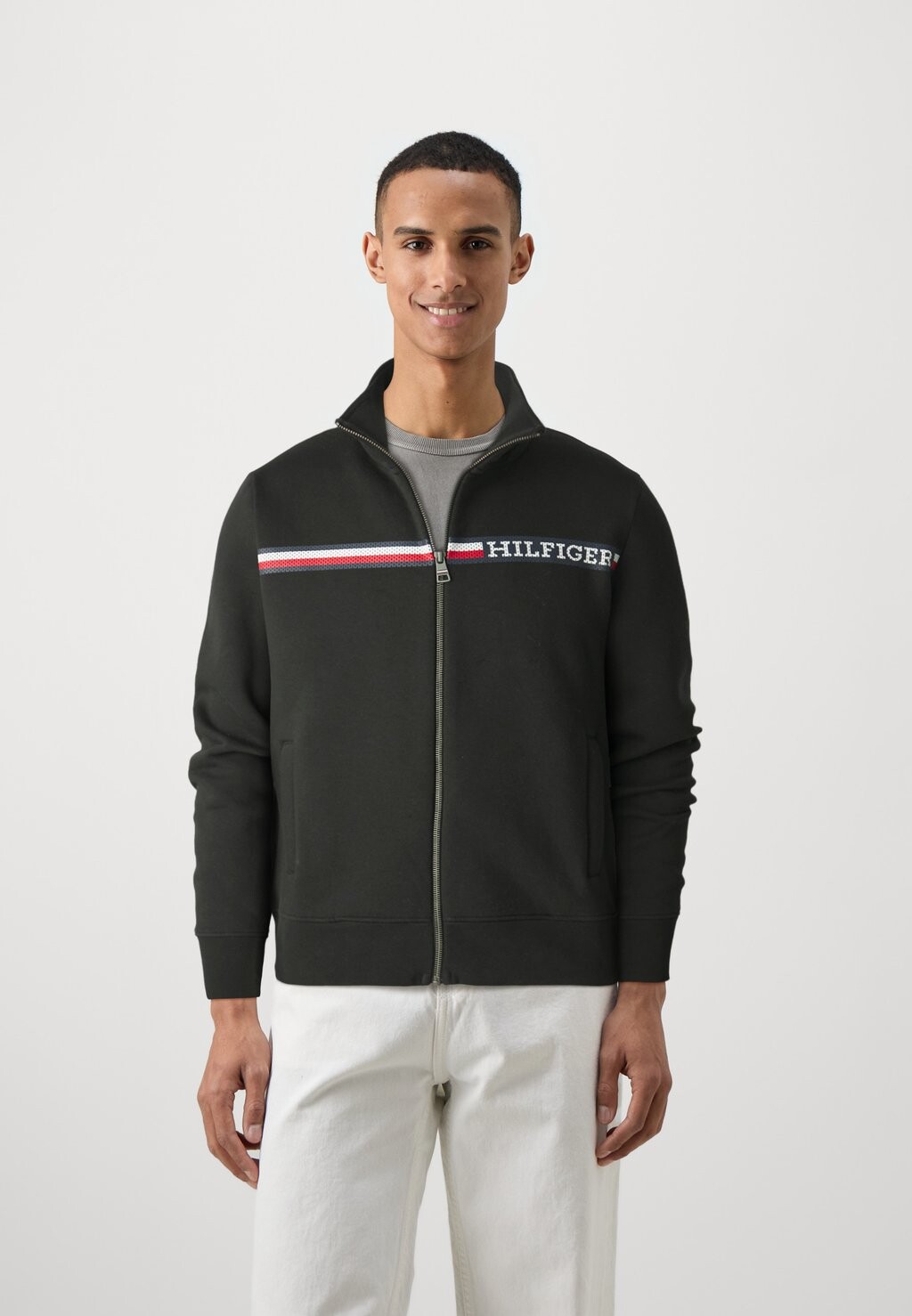 

Толстовка на молнии CHEST STRIPE ZIP THROUGH Tommy Hilfiger, черный