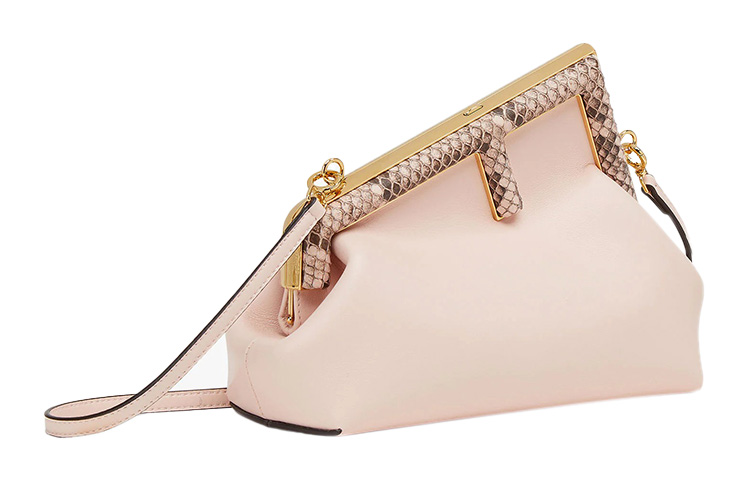 FENDI Женская кожаная сумка через плечо с одним ремнем малого размера светло-бежевая — фото 2