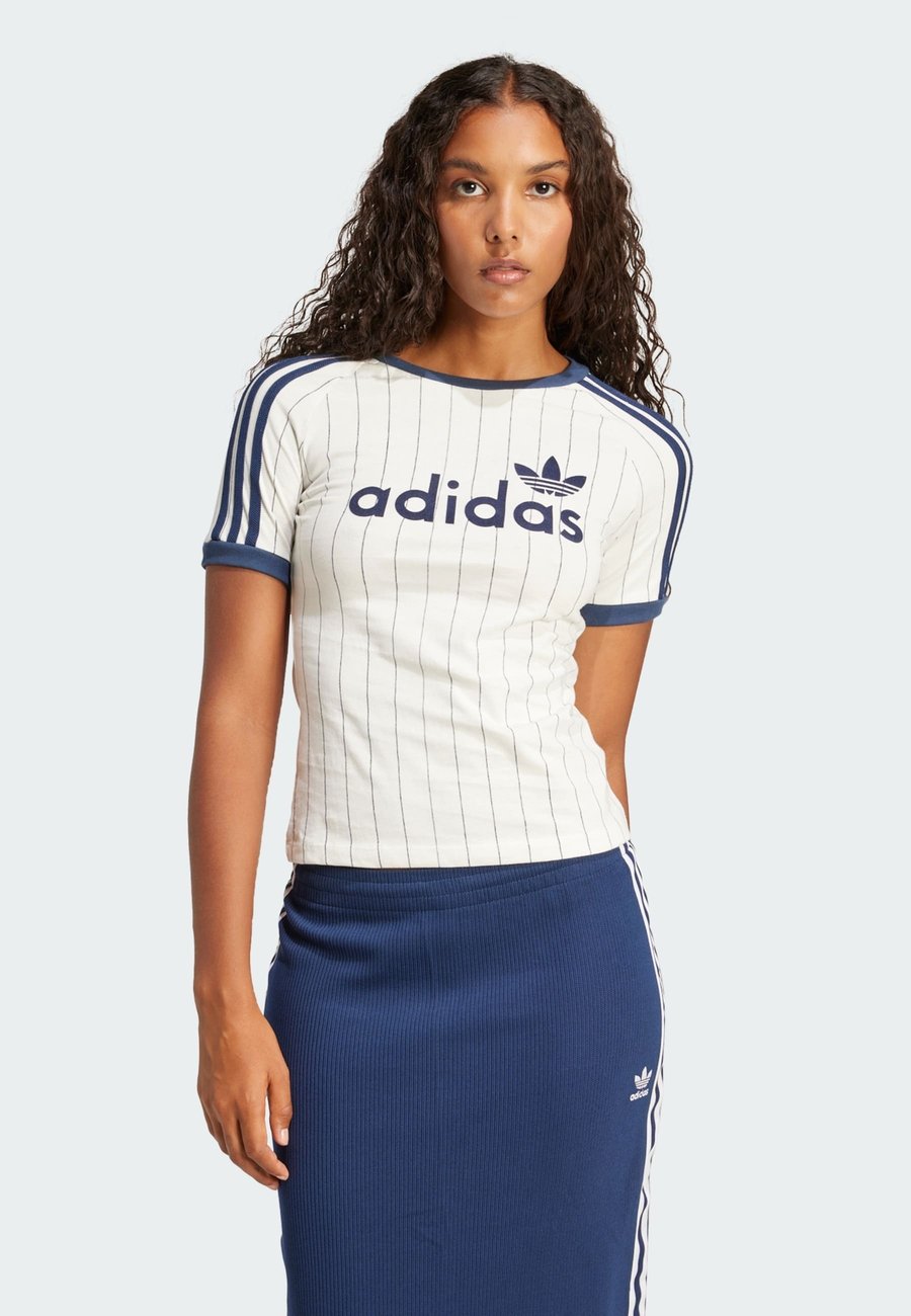 

Спортивная футболка Adidas Originals LINEAR GRAPHIC CALIFORNIA, Off White Night Indigo/Off-White