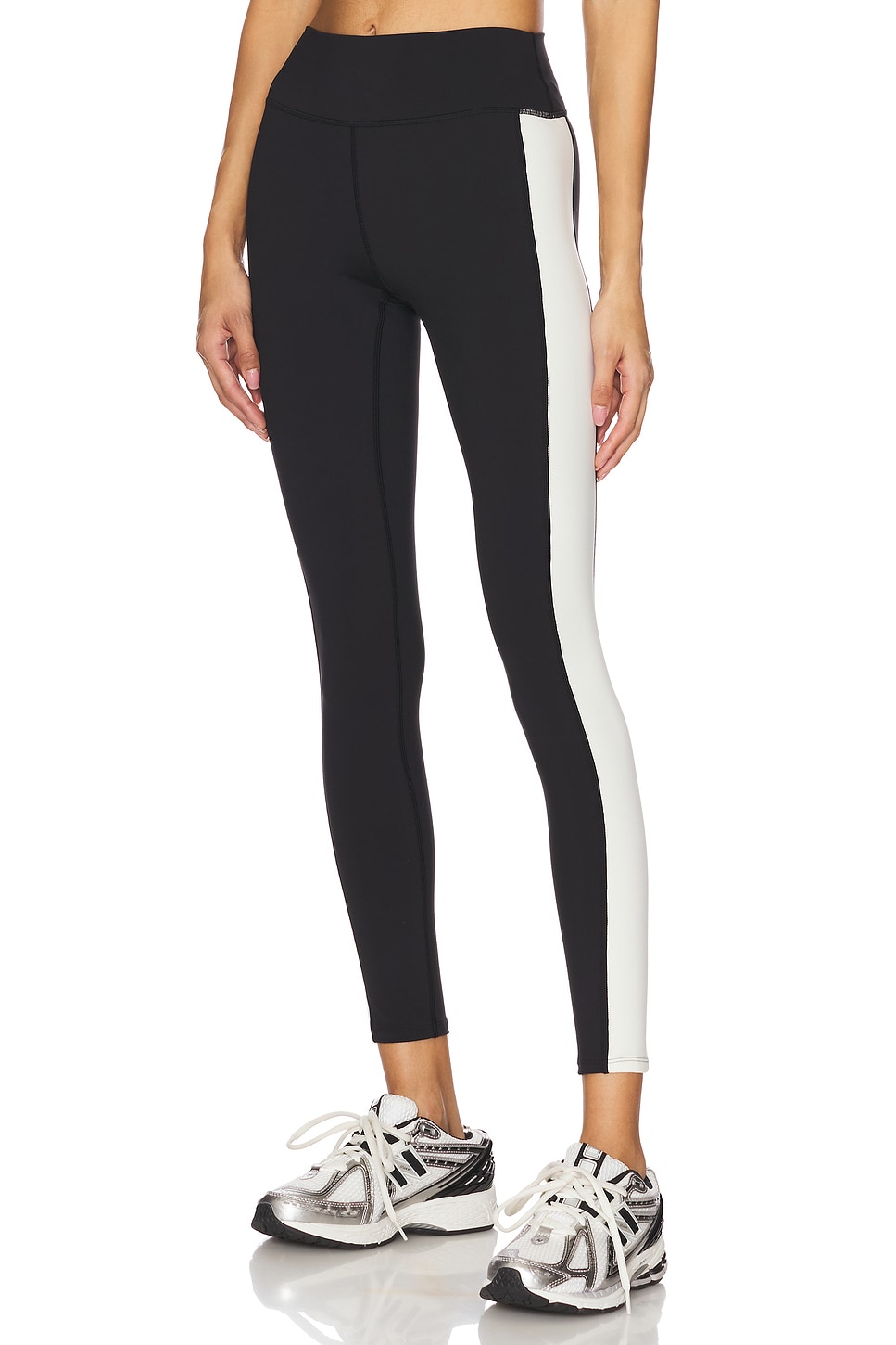 

Леггинсы Sidelines Lspace, black & cream
