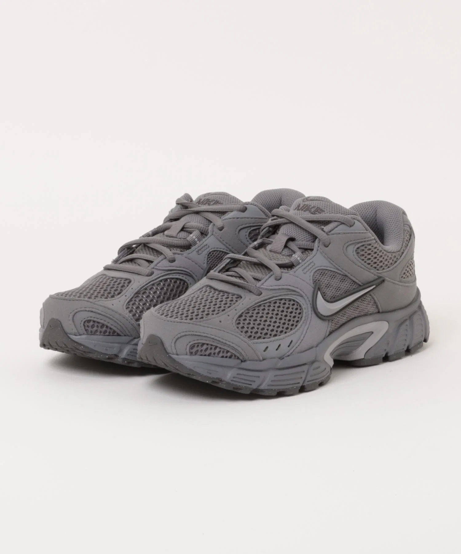 Мужские кроссовки NIKE V5 RNR для бега серые