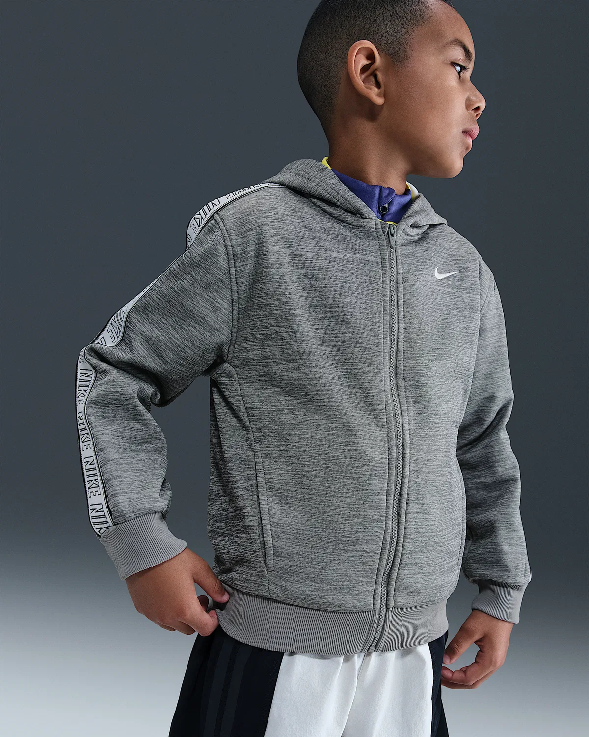 Детская толстовка Nike Sportswear Club Dri-FIT на молнии, Smoke Grey/Particle Grey/Heather/White — фото 3