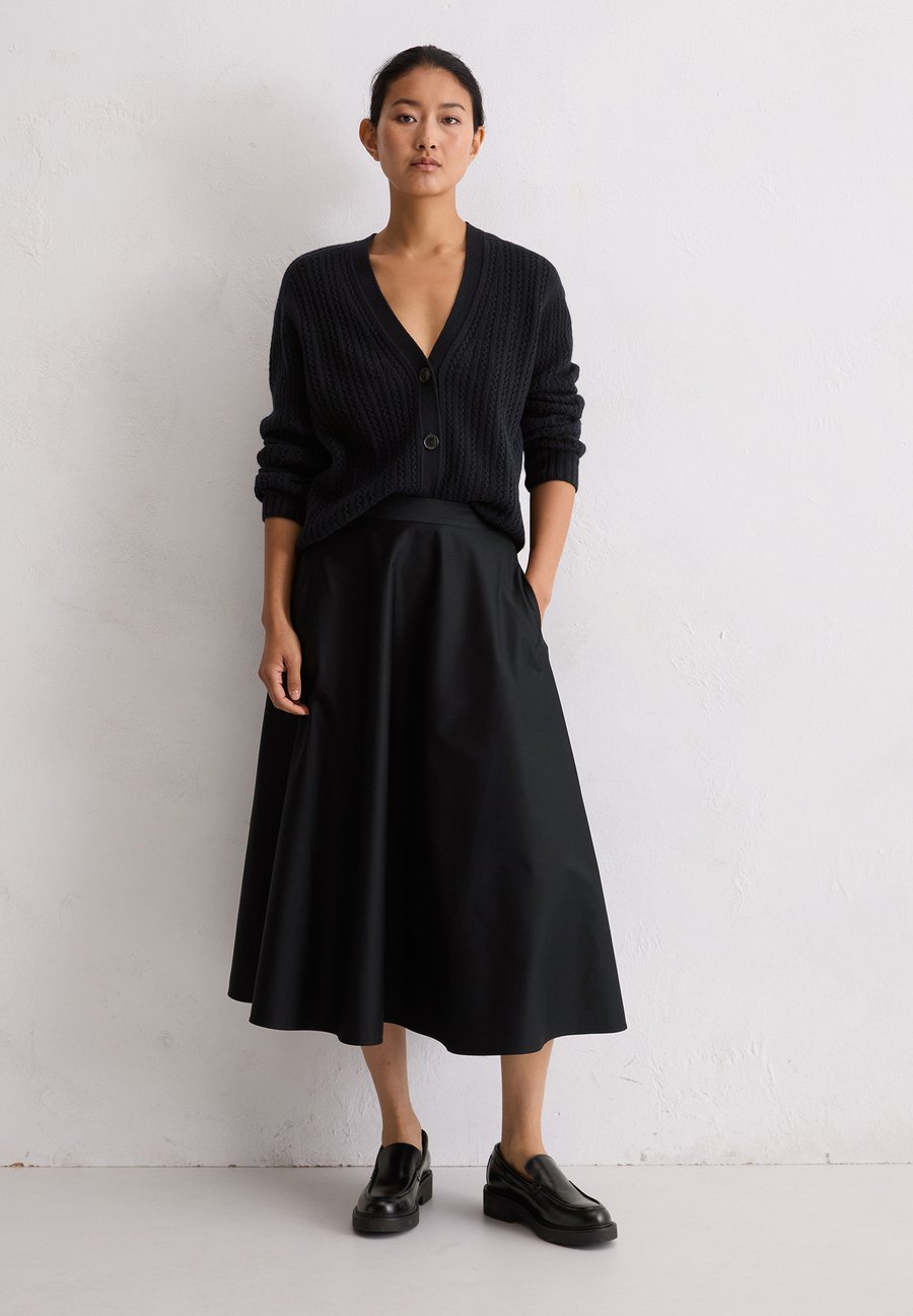 

Юбка Marc O'Polo A-SHAPED, SIDE SEAM ZIPPER, ROUNDED HEM, WAISTBAND, Deep Night Blue/Dark Blue