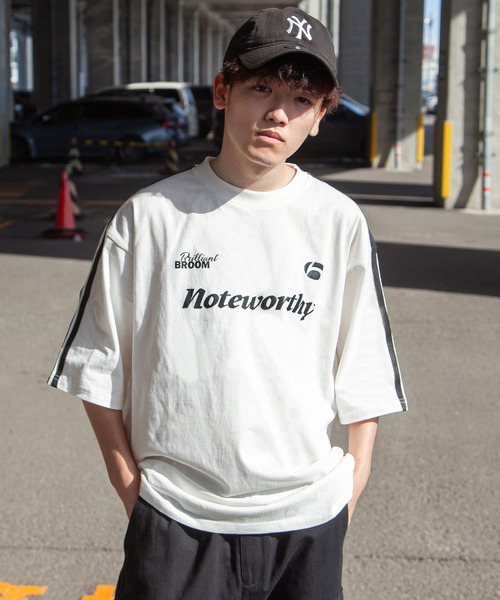 

ZIP FIVE Футболка унисекс с принтом на спине и логотипом спереди, короткий рукав, белая