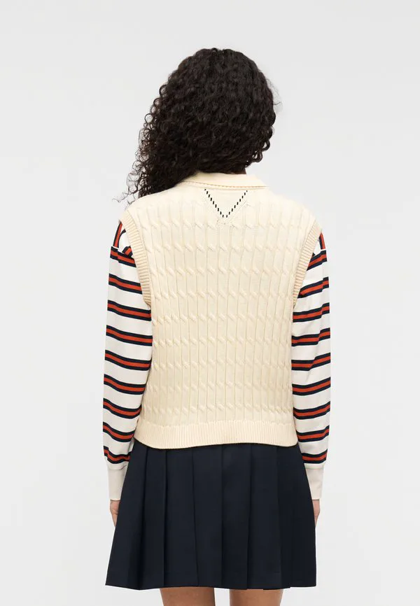 Вязаный свитер-жилет с v-образным вырезом и косами Tommy Hilfiger, Calico — фото 3