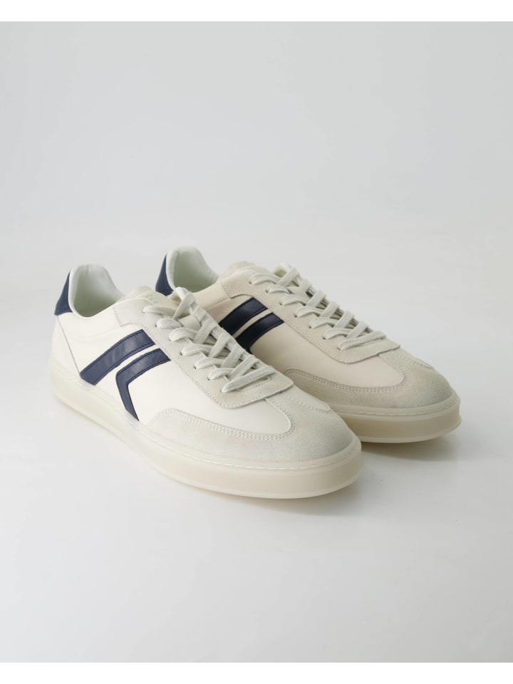 

Низкие кеды бежевого цвета Zahira