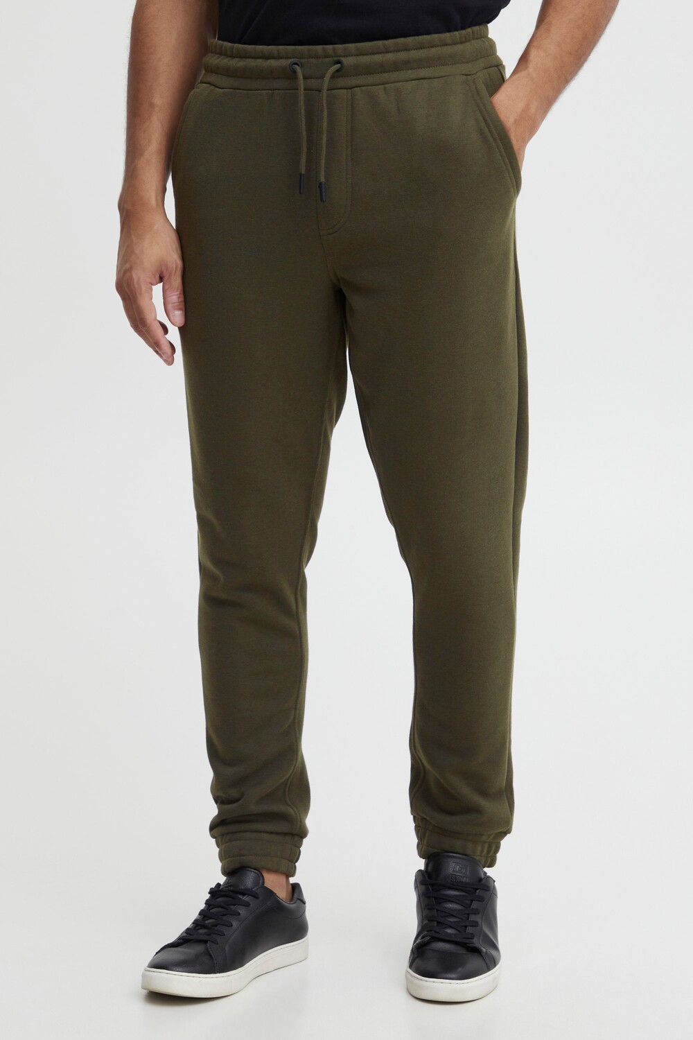 

Тканевые брюки BLEND Jogging BHDownton sweatpants 20714201, зеленый