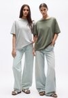 

Базовая футболка Pull&Bear, зеленый