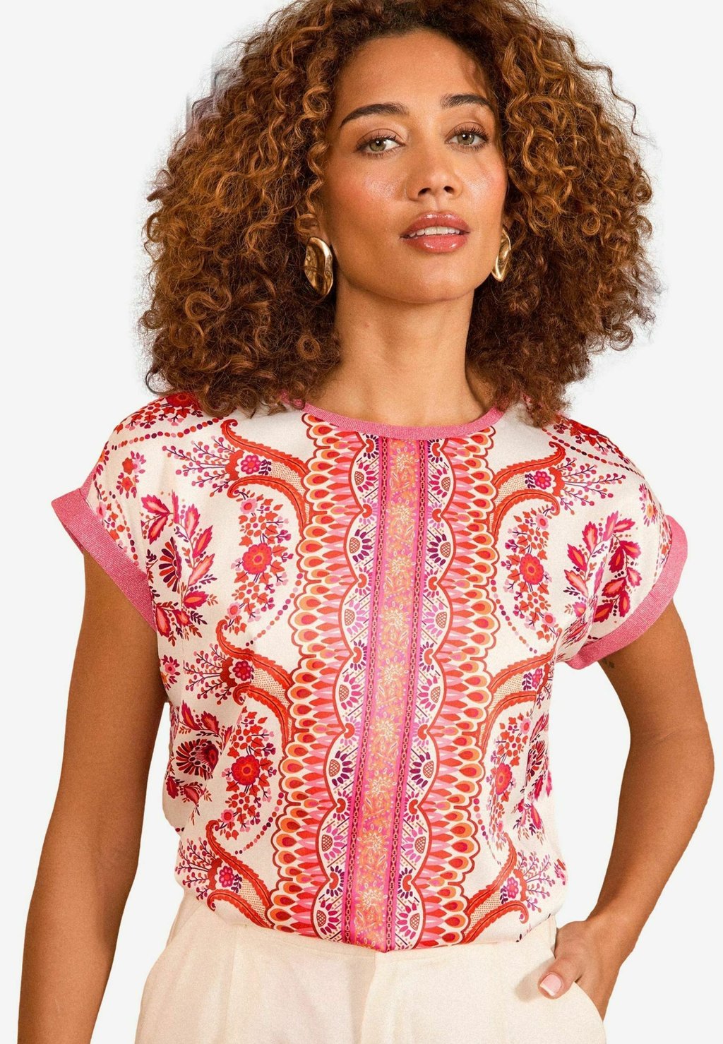 

Блуза Print T-shirt Love & Roses, розовый