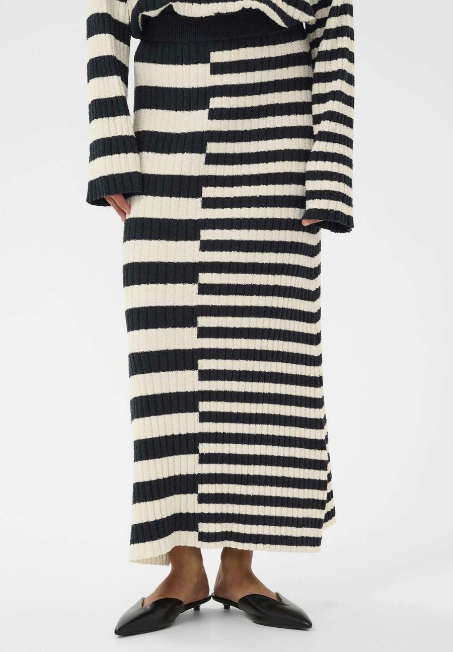 

Юбка Soaked in Luxury ZILLIA, Salute And White Stripe/Off-White