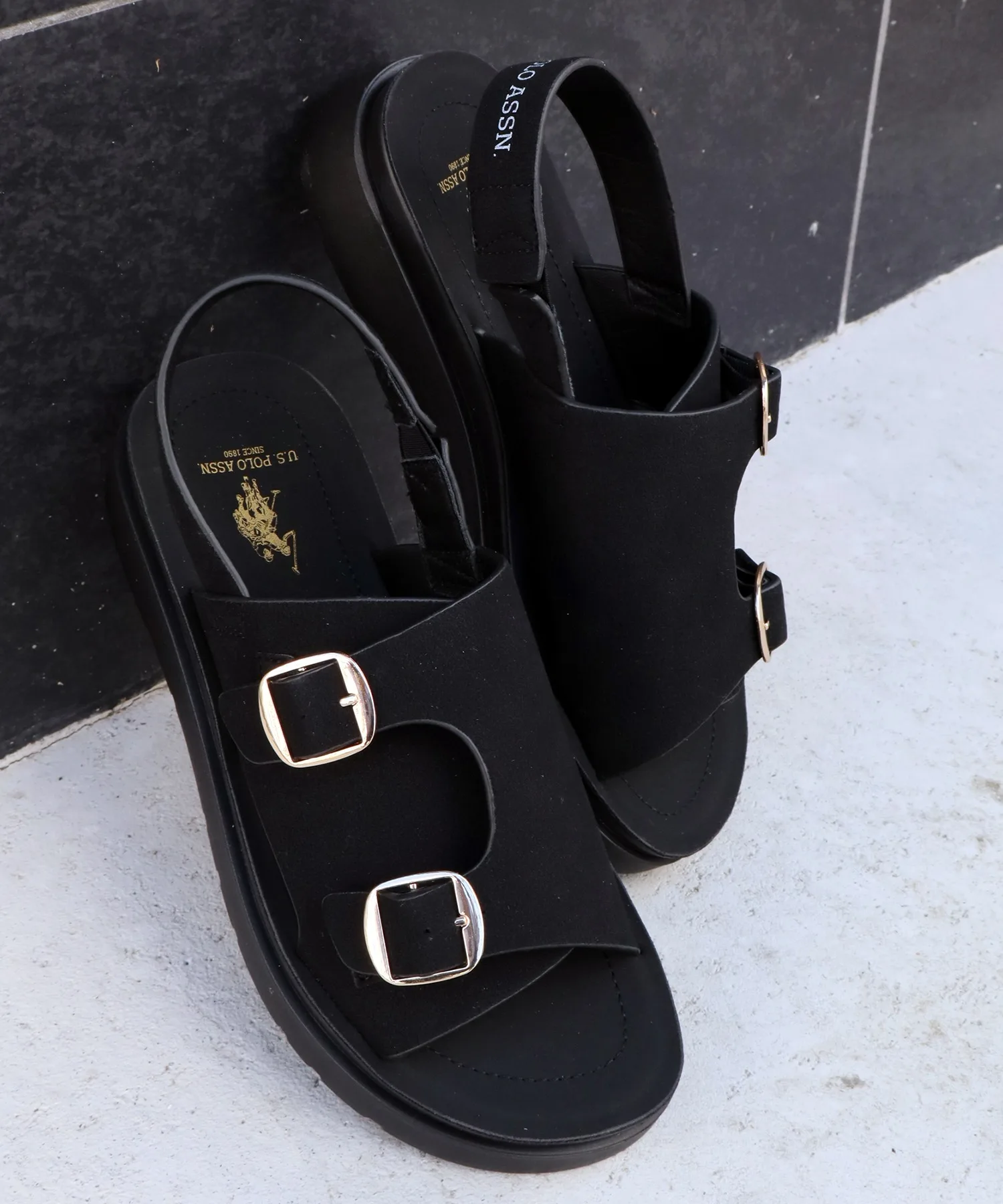 Унисекс сандалии на платформе U.S. POLO ASSN. с двойным ремешком чёрные