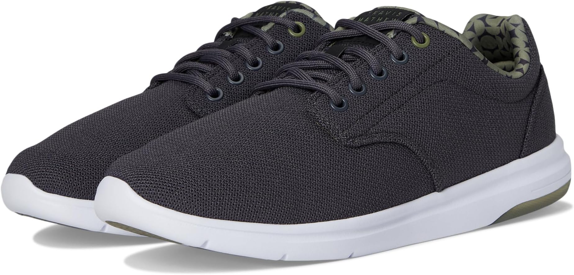 

Кроссовки TravisMathew The Daily Ii Knit PR, цвет Ebony Print