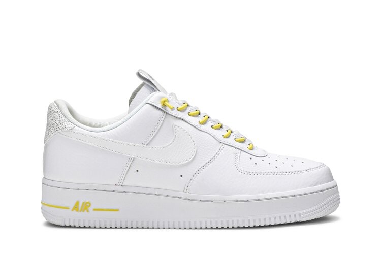 

Кроссовки Nike Wmns Air Force 1, белый